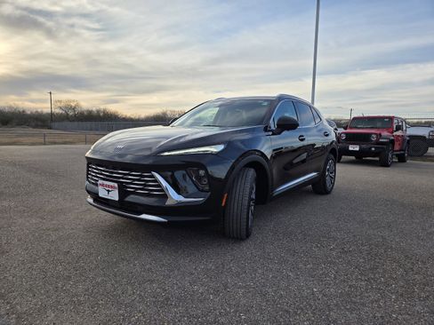 Used 2025 Buick Envision Preferred image 3