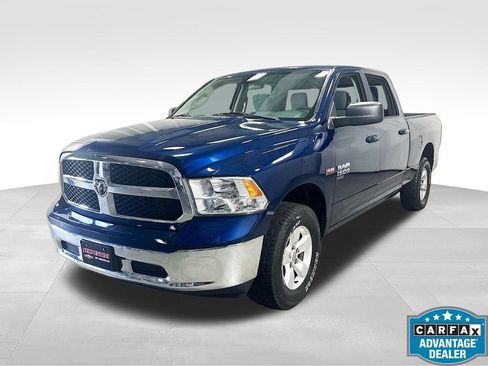 Used 2020 RAM 1500 Classic SLT AWD/4WD image 2