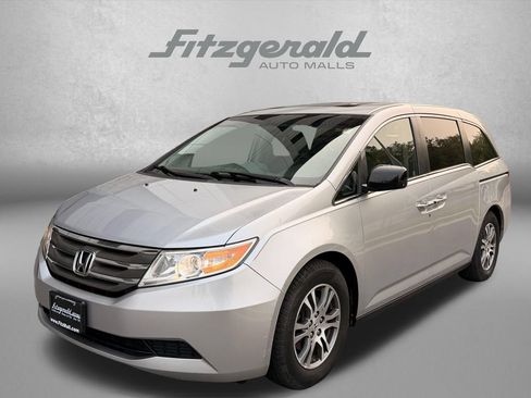 Used 2011 Honda Odyssey EX-L image 2