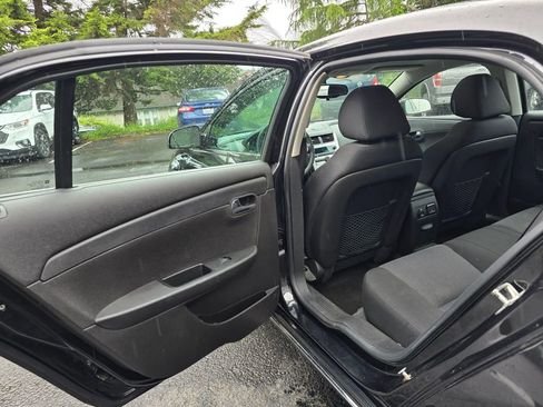 Used 2012 Chevrolet Malibu LT FWD image 9
