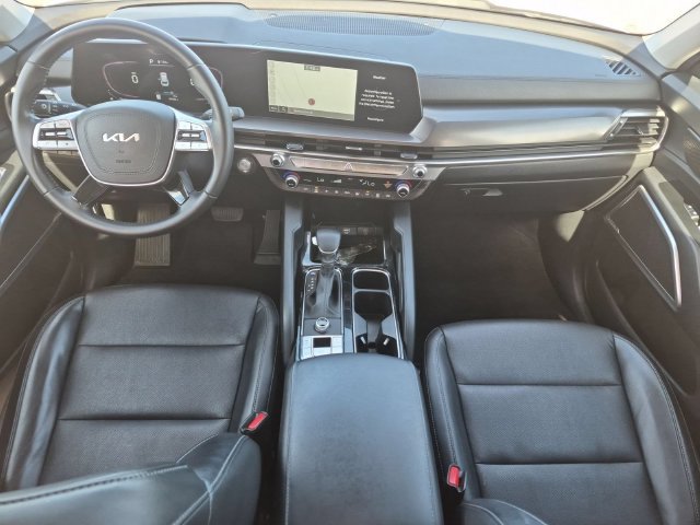 Used 2023 Kia Telluride LX FWD image 28
