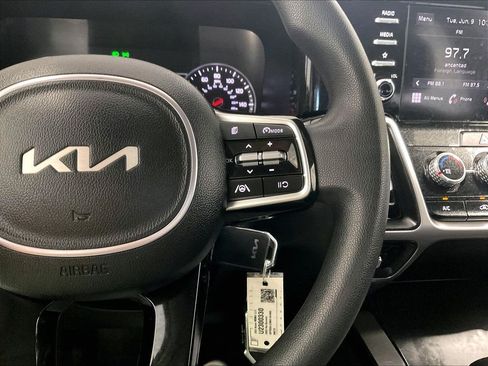 Used 2022 Kia Sorento LX FWD image 23
