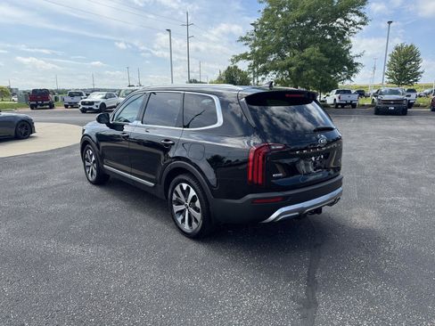 Used 2020 Kia Telluride EX w/ EX Premium Package AWD/4WD image 9