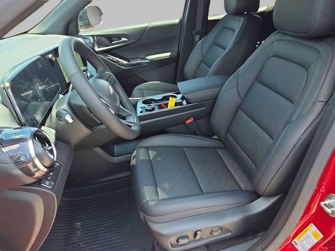 New 2026 Chevrolet Equinox LT FWD image 17