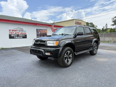 Used 2001 Toyota 4Runner SR5 w/ Sport Pkg AWD/4WD image 2