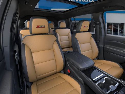 New 2027 Chevrolet Traverse Z71 w/ LPO, Floor Liner Package AWD/4WD image 51