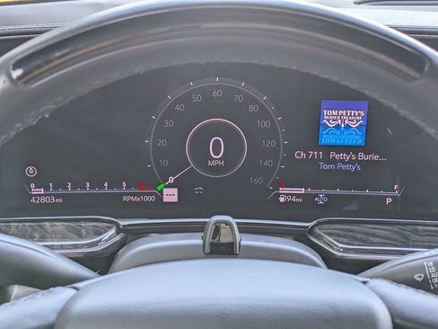 Certified 2023 Cadillac Escalade ESV Premium Luxury AWD/4WD image 34