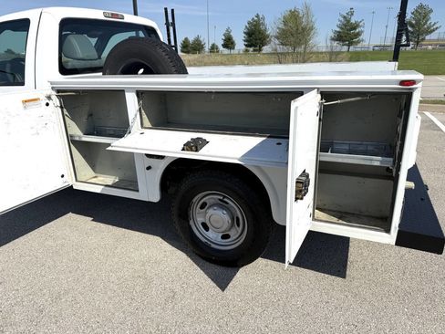 Used 2012 Ford F250 XL w/ PWR Equipment Group image 12