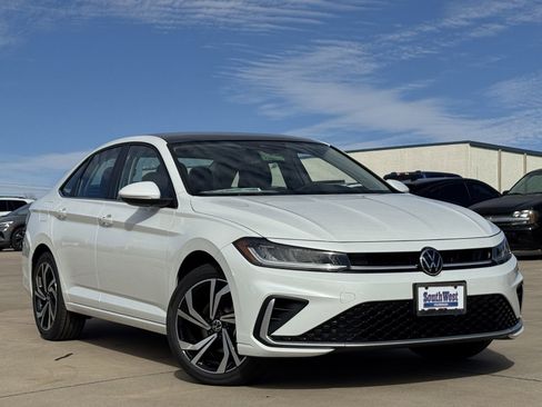 New 2026 Volkswagen Jetta SEL image 2