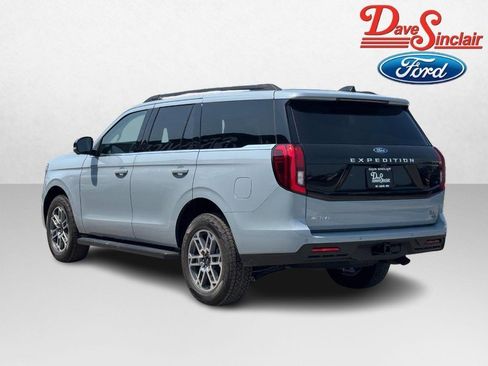 New 2026 Ford Expedition Active AWD/4WD image 8