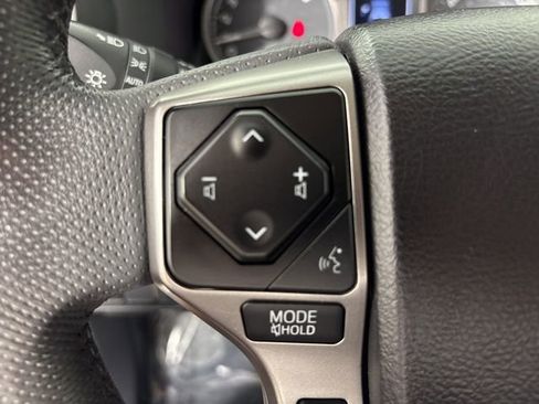 Used 2022 Toyota Tacoma SR5 w/ Technology Package RWD image 32