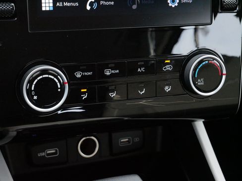 Used 2022 Hyundai Tucson SE image 23