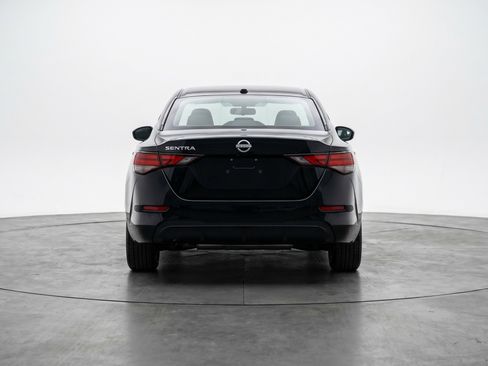 Used 2025 Nissan Sentra SV FWD image 7