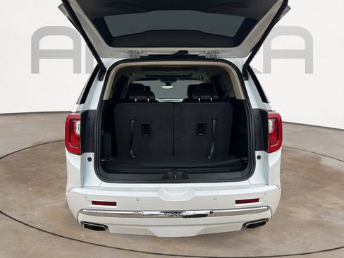 Used 2023 GMC Acadia Denali w/ Denali Ultimate Package image 12
