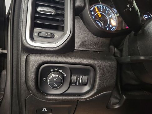 Used 2019 RAM 1500 Big Horn image 21