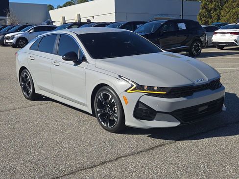 Used 2023 Kia K5 GT-Line w/ GT-Line Premium Package image 3