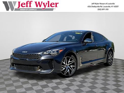 Used 2022 Kia Stinger GT-Line RWD image 1