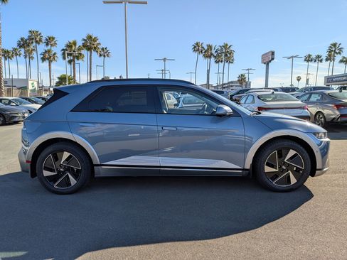 New 2026 Hyundai Ioniq 5 Limited image 5