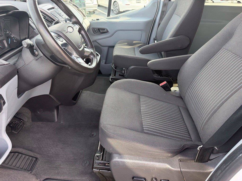 Used 2019 Ford Transit 150 XLT RWD image 24