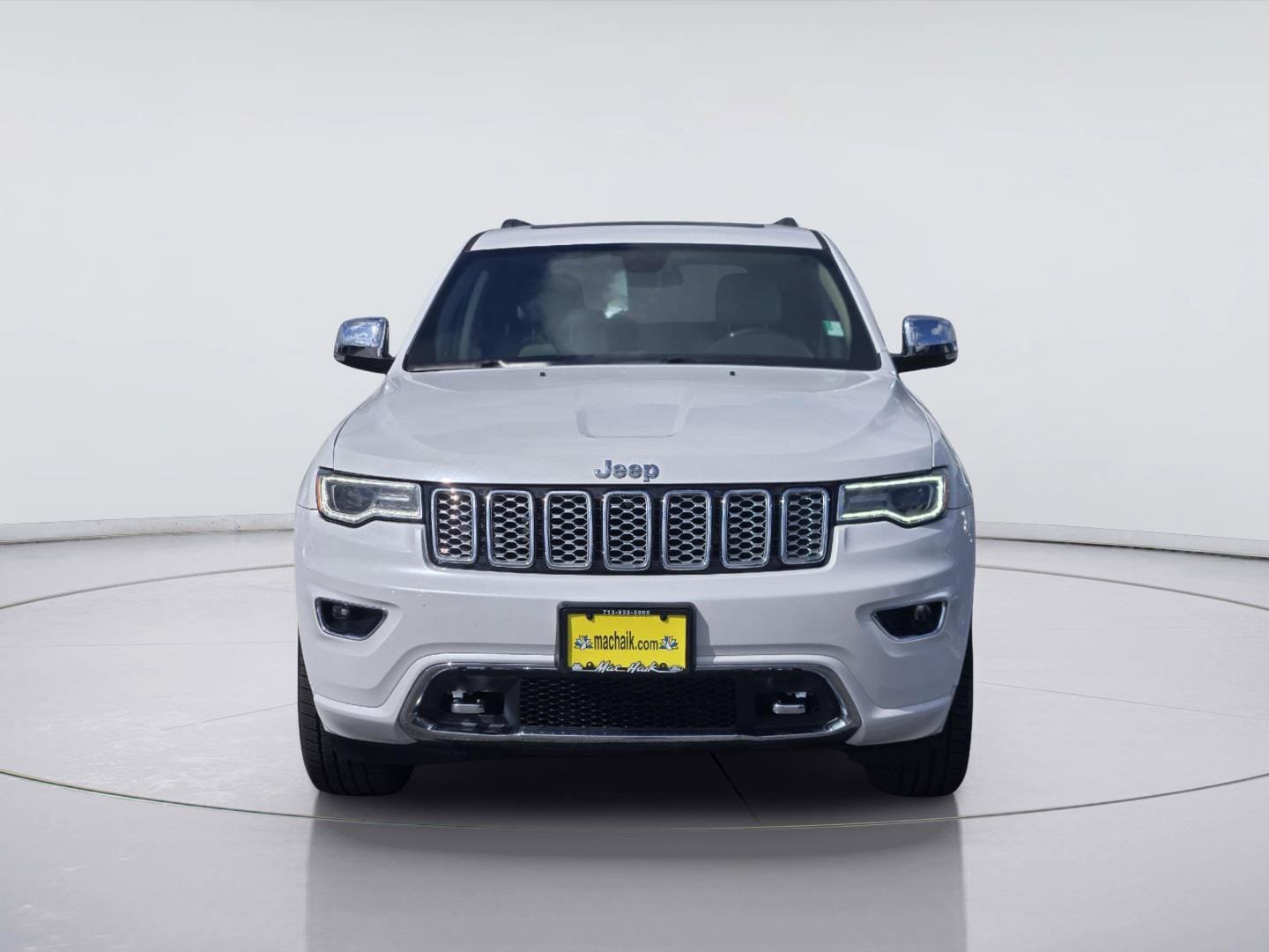 Used 2019 Jeep Grand Cherokee Overland RWD image 2