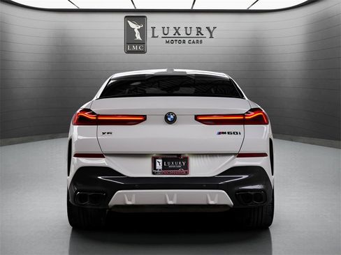 Used 2024 BMW X6 M60i image 6