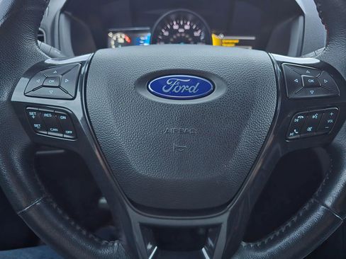 Used 2019 Ford Explorer XLT w/ Equipment Group 202A image 15