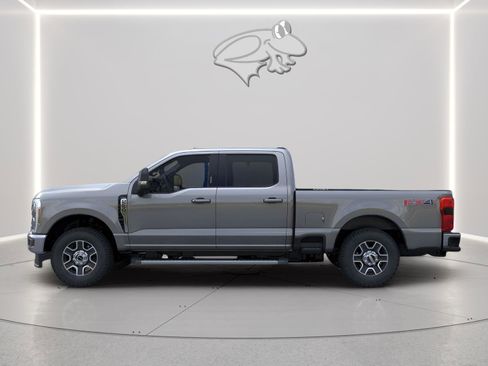 New 2026 Ford F250 Lariat w/ FX4 Off-Road Package AWD/4WD image 3