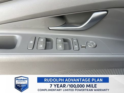 Used 2023 Hyundai Elantra SEL image 29