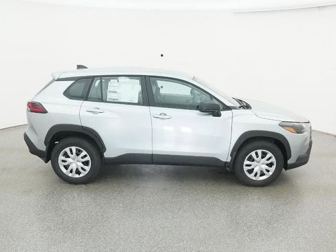 New 2026 Toyota Corolla Cross L image 11