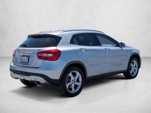 Certified 2018 Mercedes-Benz GLA 250 4MATIC image 5