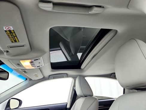 Used 2014 Lexus ES 350 w/ Luxury Package image 18