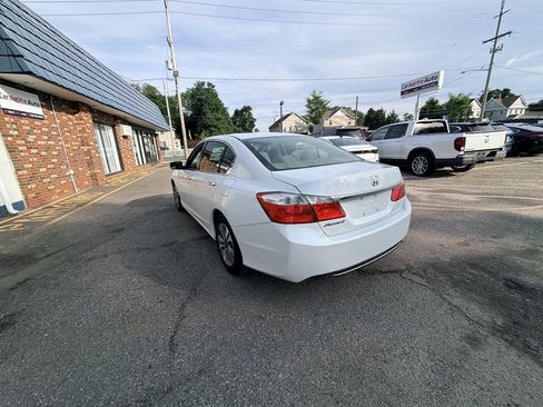 Used 2013 Honda Accord LX image 34