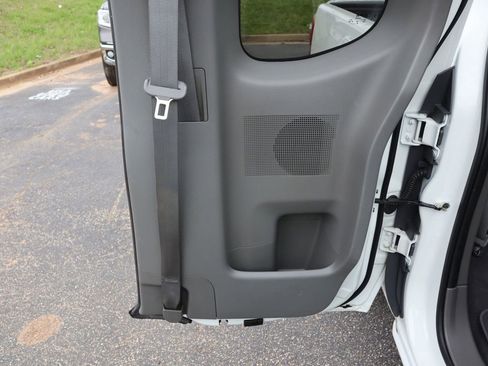 Used 2019 Nissan Frontier S RWD image 16