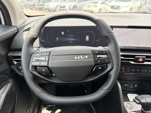 New 2026 Kia Sportage SX AWD/4WD image 10