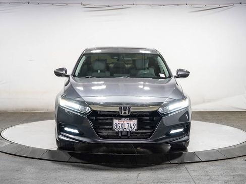 Used 2018 Honda Accord EX image 6