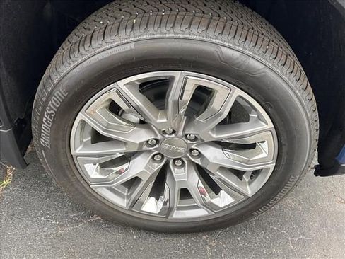 New 2026 GMC Sierra 1500 Denali w/ Denali Reserve Package AWD/4WD image 14