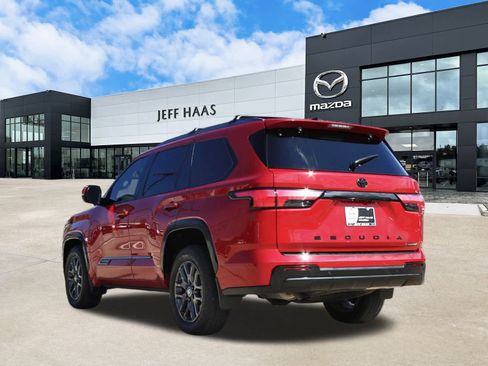 Used 2025 Toyota Sequoia Platinum image 2