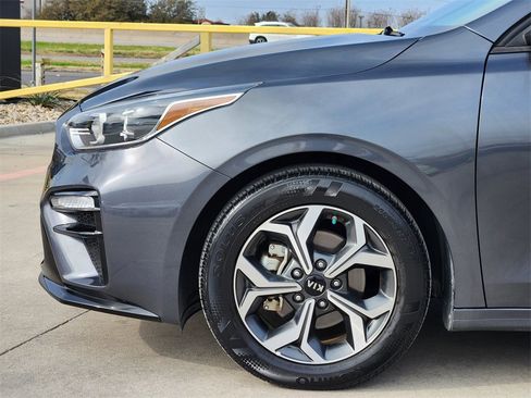 Certified 2021 Kia Forte LXS image 8