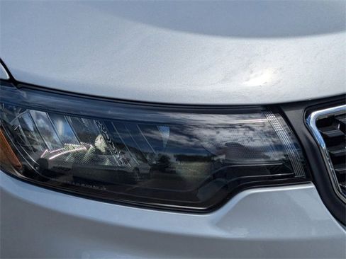 New 2024 Jeep Compass Sport image 9