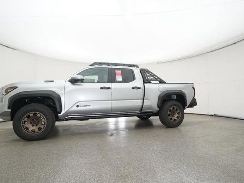 New 2025 Toyota Tacoma 4x4 Double Cab Hybrid image 18