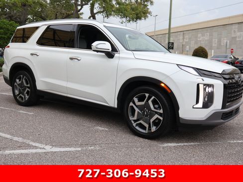 Used 2025 Hyundai Palisade SEL FWD image 11