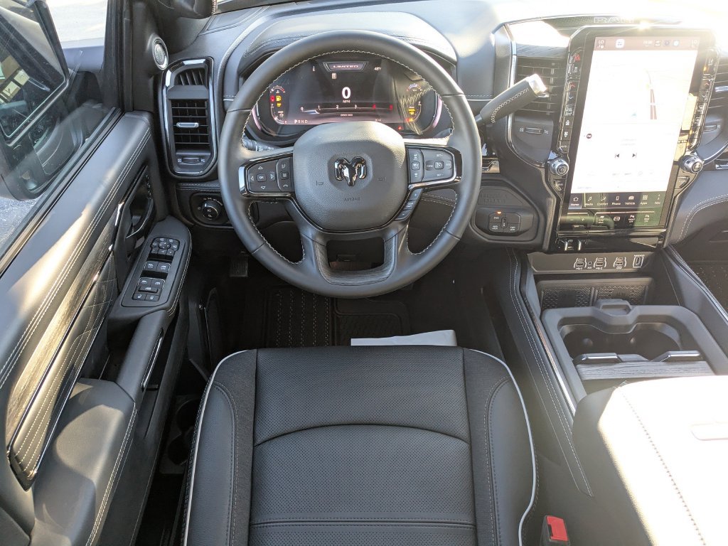 New 2026 RAM 2500 Limited AWD/4WD image 17