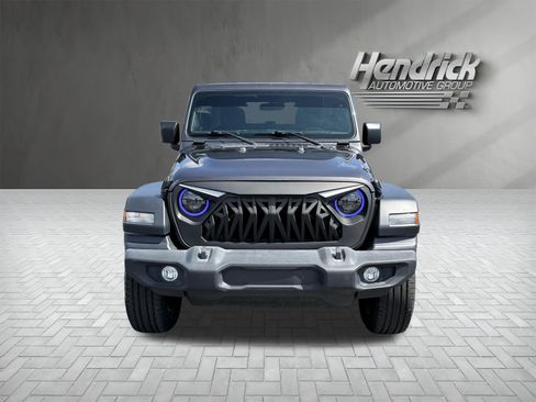 Used 2024 Jeep Wrangler Sport AWD/4WD image 3