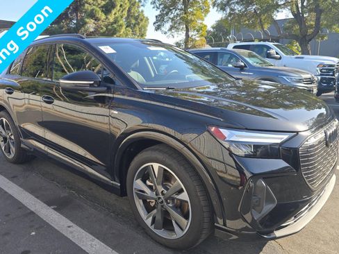 Used 2024 Audi Q4 e-tron Premium Plus image 1