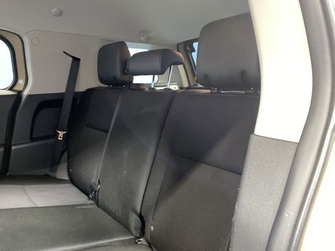 Used 2013 Toyota FJ Cruiser 4WD image 24