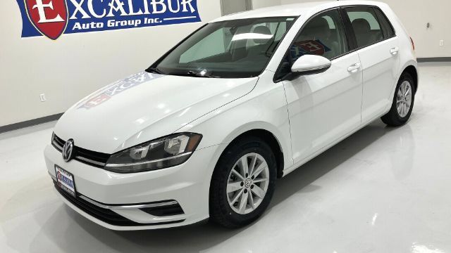 Used 2018 Volkswagen Golf S FWD image 15