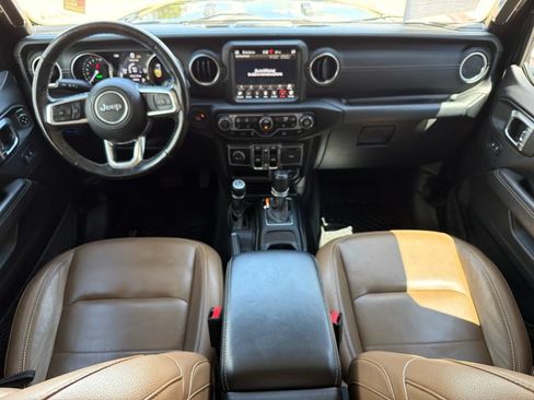 Used 2021 Jeep Wrangler Unlimited Sahara w/ Cold Weather Group AWD/4WD image 21