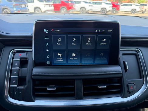 Certified 2022 Chevrolet Tahoe Z71 w/ Luxury Package AWD/4WD image 26