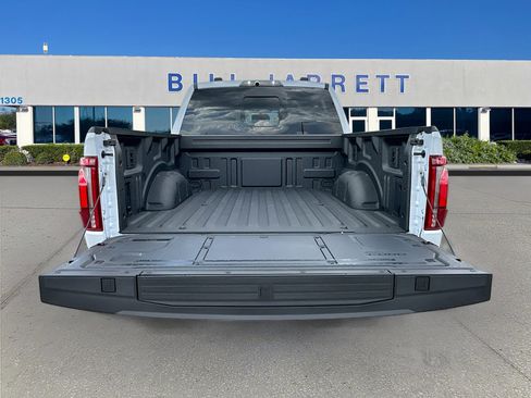 Used 2025 Ford F150 Raptor AWD/4WD image 26