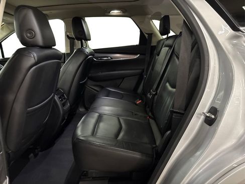 Used 2017 Cadillac XT5 Luxury w/ Driver Awareness Package image 10